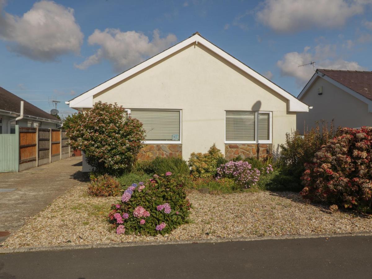 Villa Seaside Retreat à Porthmadog Extérieur photo